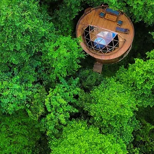 Glamping Martini Kvariati باتومي