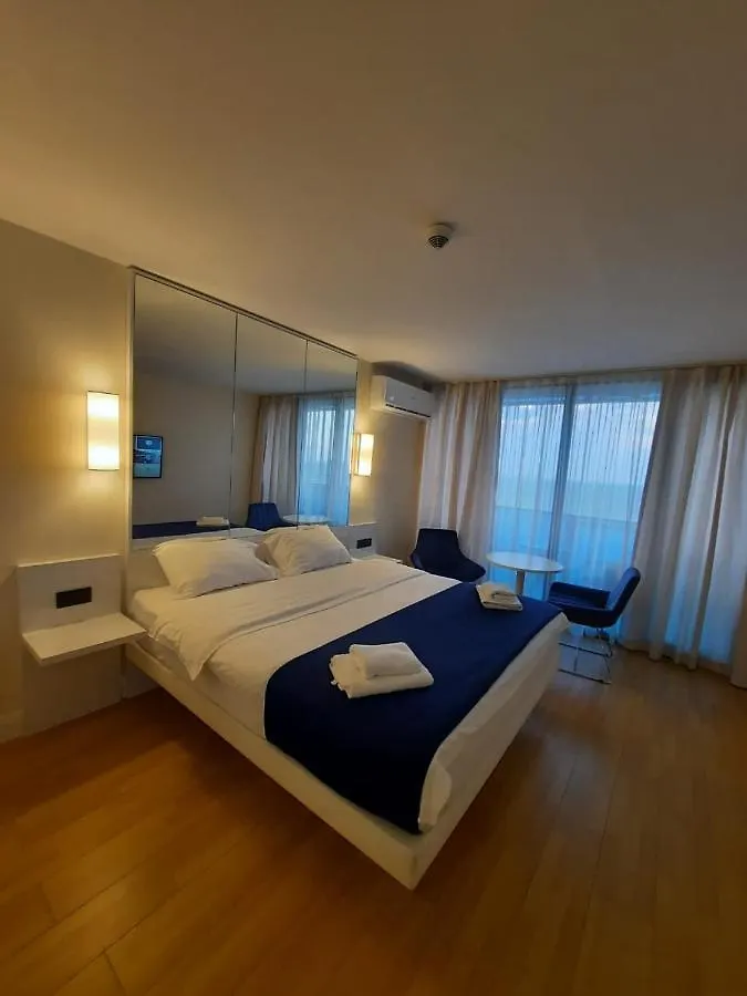 Twins Tower Orbi City Batumi 0*,